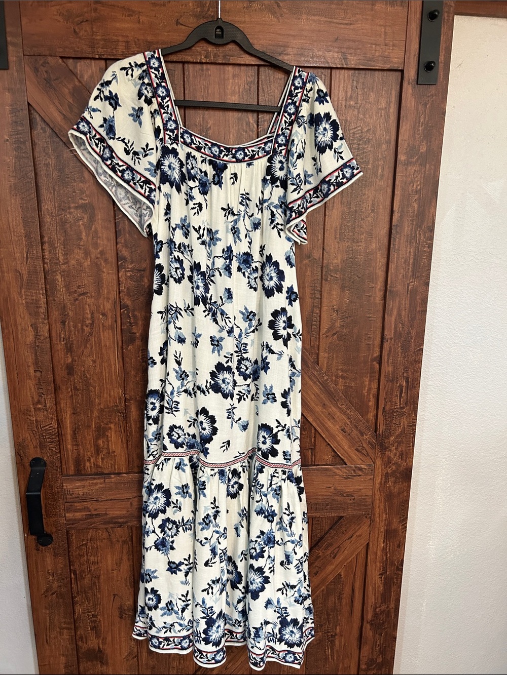 Max Studio Cream Dress with Navy Floral Print - Picture 4 of 15